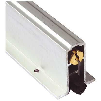 RETRACTABLE DOOR SEAL REG 1067