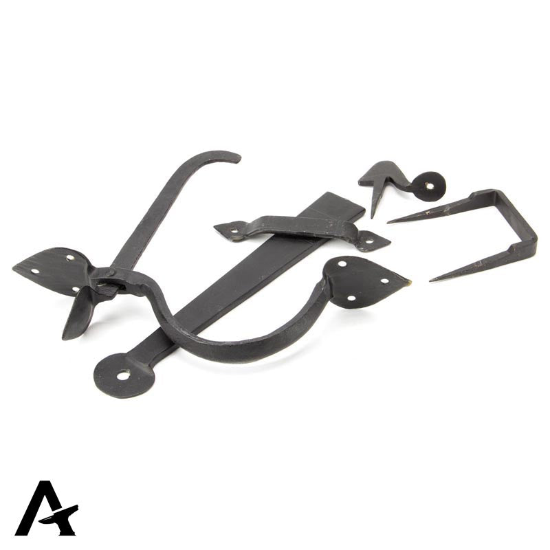 GOTHIC THUMBLATCH STD 205x45 EBX