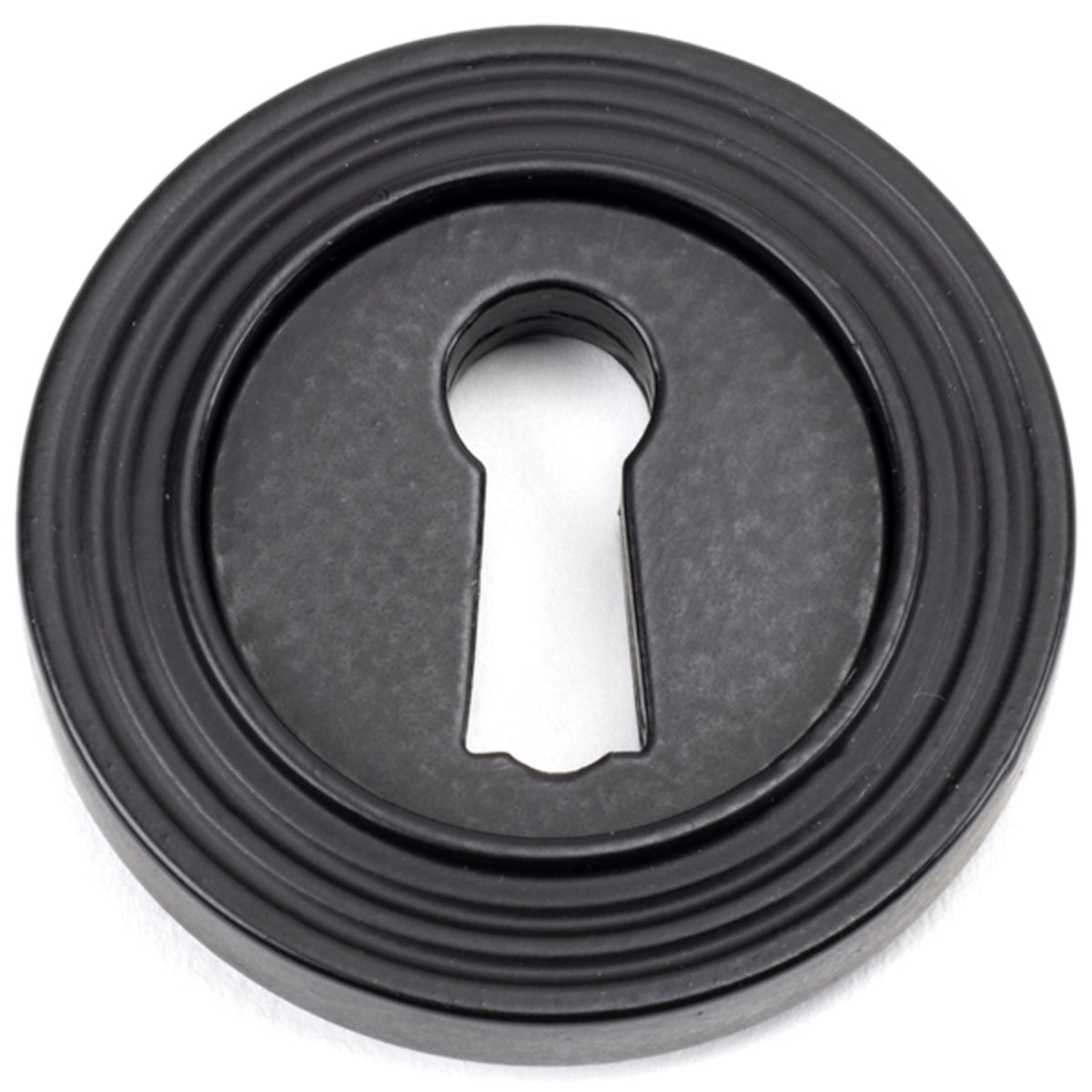 ESCUTCHEON ROUND CNC BEEHIVE 53x8 MBK