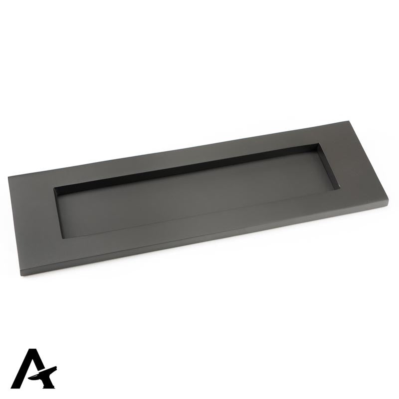 LETTER PLATE 304x096x7 AGBZ