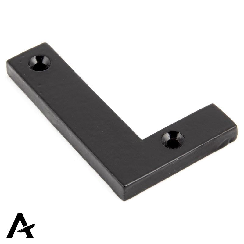 LETTER L 78x48x8 BLK