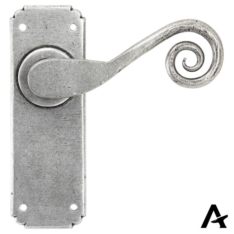 MONKEYTAIL LEVER HANDLE LATCH 126x152x57 PEW
