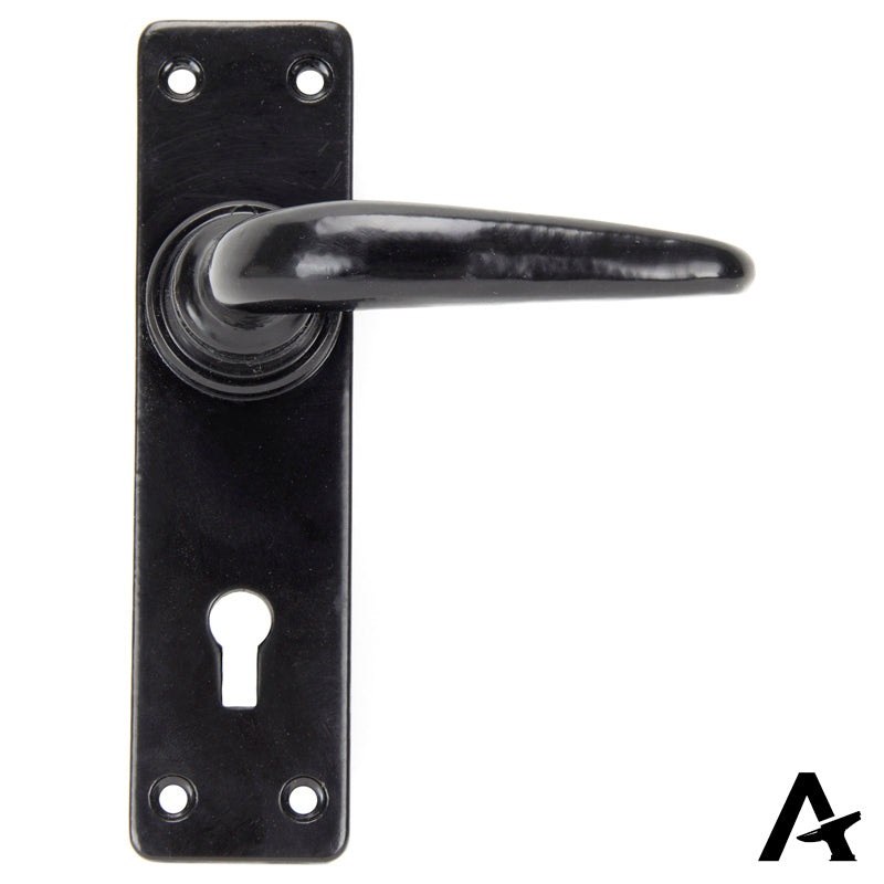 CLASSIC LEVER HANDLE LOCK 101x155x50 SMBK