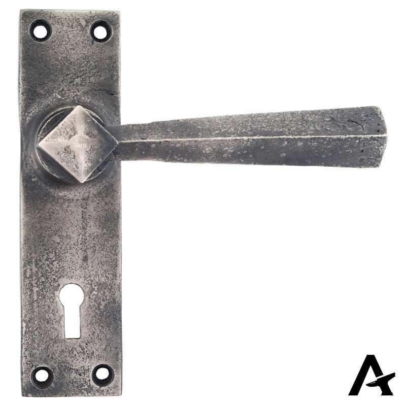 STRAIGHT LEVER HANDLE LOCK 124x148x50 APW