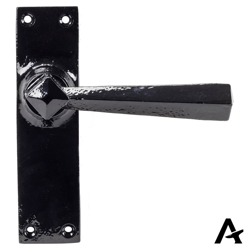STRAIGHT LEVER HANDLE LATCH 124x148x50 BLK