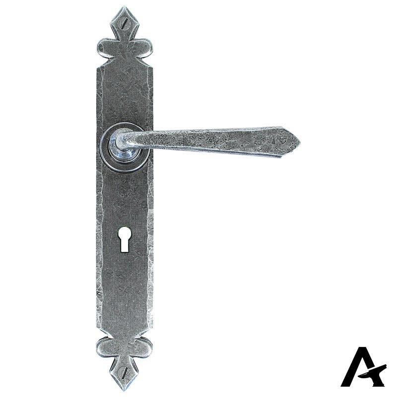 CROMWELL LEVER HANDLE LOCK 117x273x63 PEW