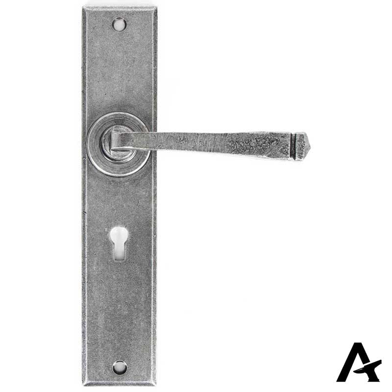 AVON LARGE LEVER HANDLE LOCK 118x241x64 PEW