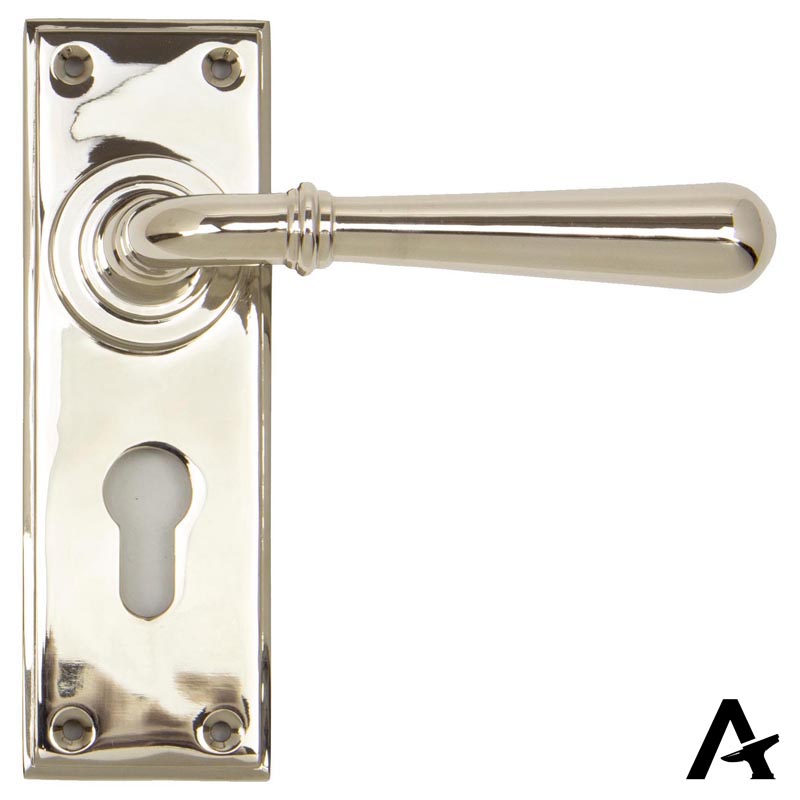 NEWBURY LEVER HANDLE EURO 124x152x70 PNP