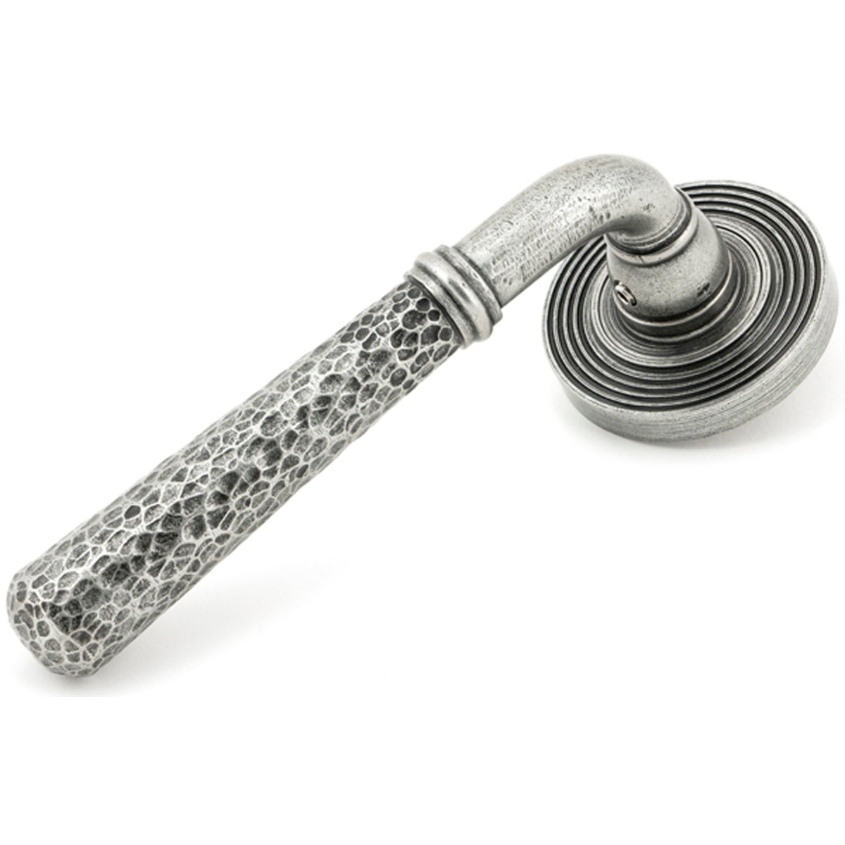 HAMMERED NEWBURY LEVER HANDLE+ROSE UNSPRUNG BEEHIVE 126x53x64 PEW - 49991 by MARCHES (ANVIL) ARCHITECTURAL HARDWARE