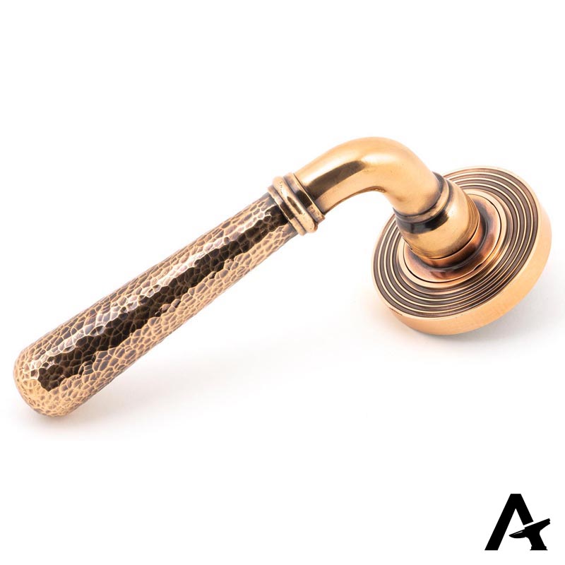 HAMMERED NEWBURY LEVER HANDLE+ROSE UNSPRUNG BEEHIVE 126x53x64 PBZ by MARCHES (ANVIL) ARCHITECTURAL HARDWARE