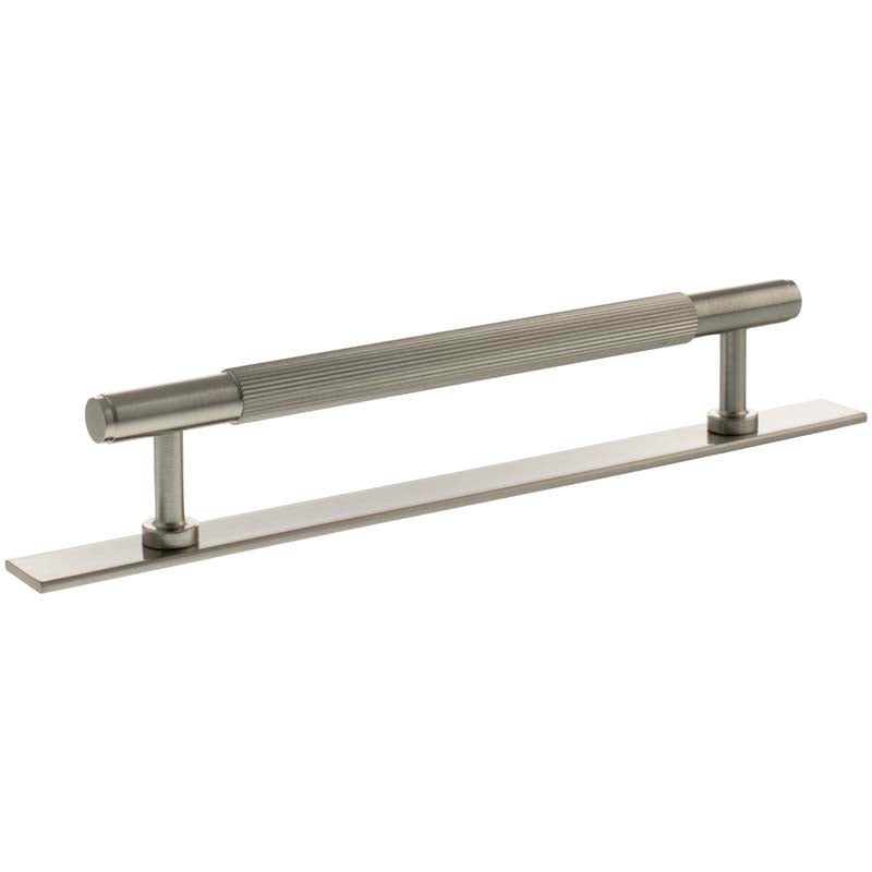 MILLHOUSE BATTERSEA LINEAR CABINET T-BAR PULL+BACKPLATE 160HC BRS/SNP
