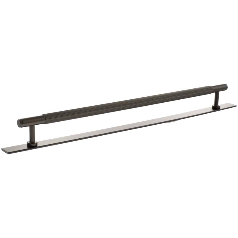 MILLHOUSE BATTERSEA LINEAR CABINET T-BAR PULL+BACKPLATE 320HC BRS/DBZ