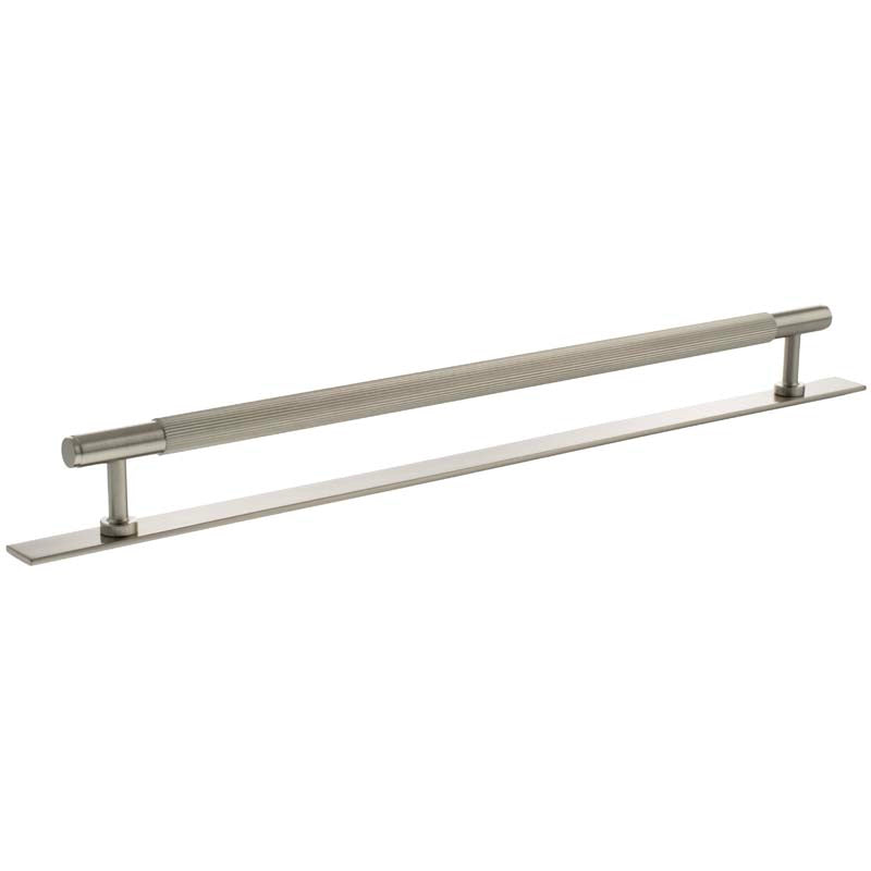 MILLHOUSE BATTERSEA LINEAR CABINET T-BAR PULL+BACKPLATE 320HC BRS/SNP
