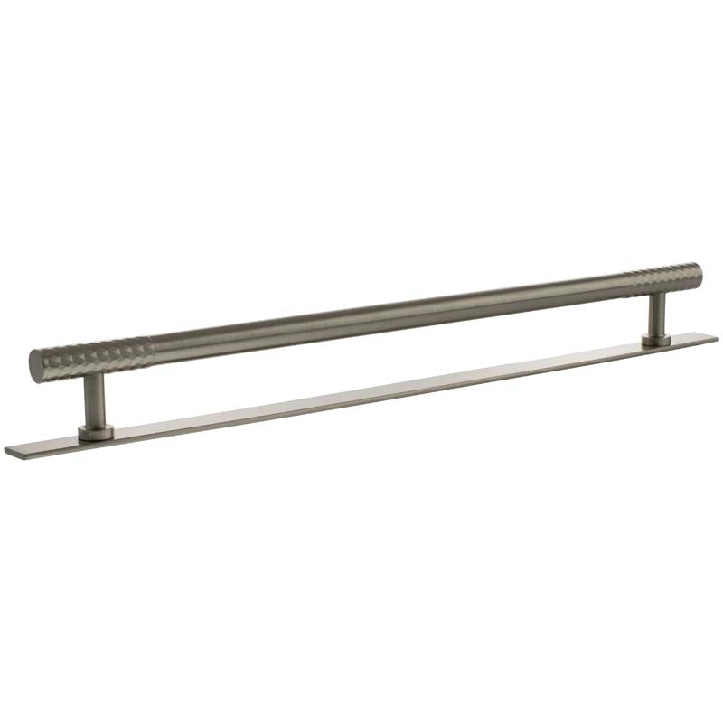 MILLHOUSE CHRYSLER DIAMOND CABINET T-BAR PULL+BACKPLATE 320HC BRS/SNP