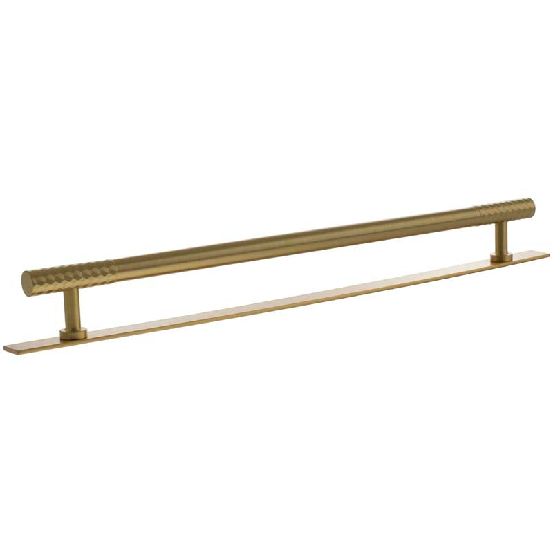 MILLHOUSE CHRYSLER DIAMOND CABINET T-BAR PULL+BACKPLATE 320HC BRS/SBR by CHASE ATLANTIC