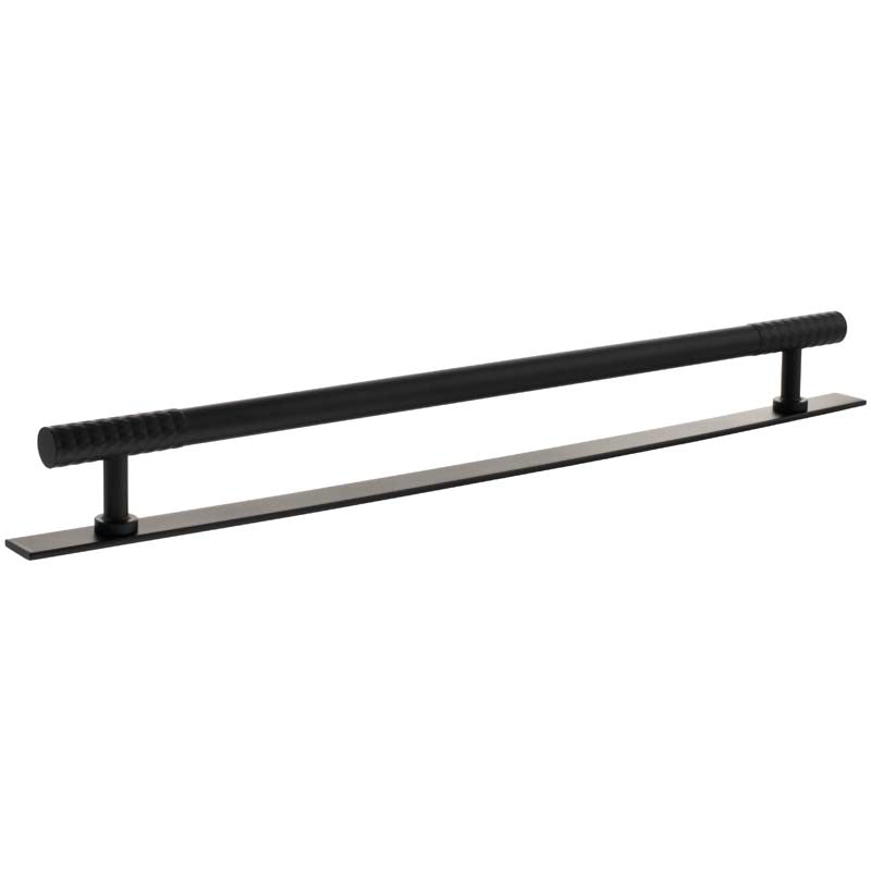 MILLHOUSE CHRYSLER DIAMOND CABINET T-BAR PULL+BACKPLATE 320HC BRS/MBK by CHASE ATLANTIC