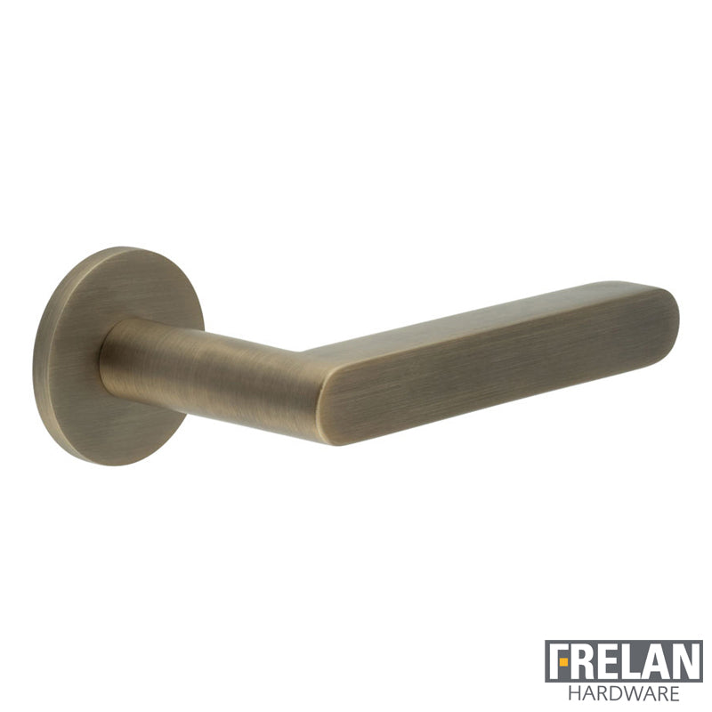 DOOR HANDLE ROUND ROSE SPRUNG 140x25x75 ABR