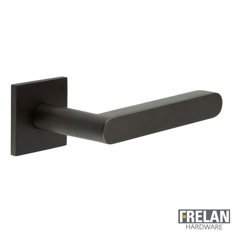 DOOR HANDLE SQUARE ROSE SPRUNG 140x25x75 DBZ