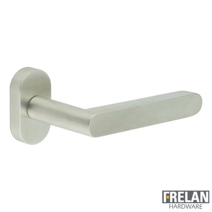 DOOR HANDLE OVAL ROSE MULTI POINT 140x25x75 SSS