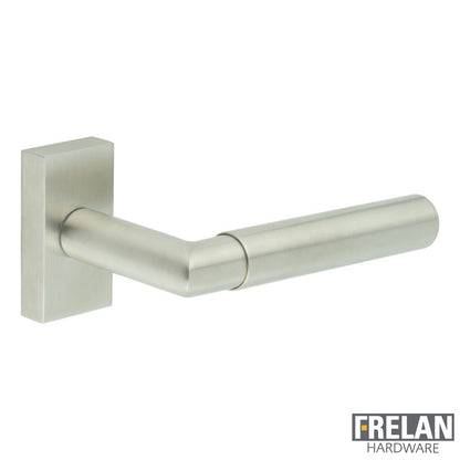 DOOR HANDLE RECTANGULAR ROSE MULTI POINT 135x22x69 SSS