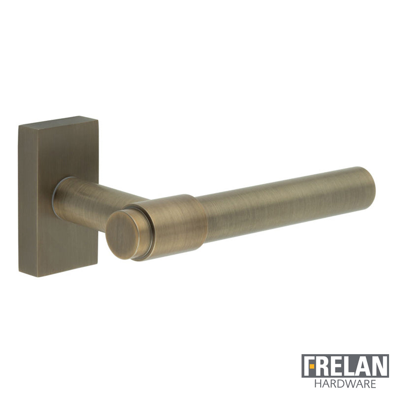 DOOR HANDLE RECTANGULAR ROSE MULTI POINT 143x20x69 ABR