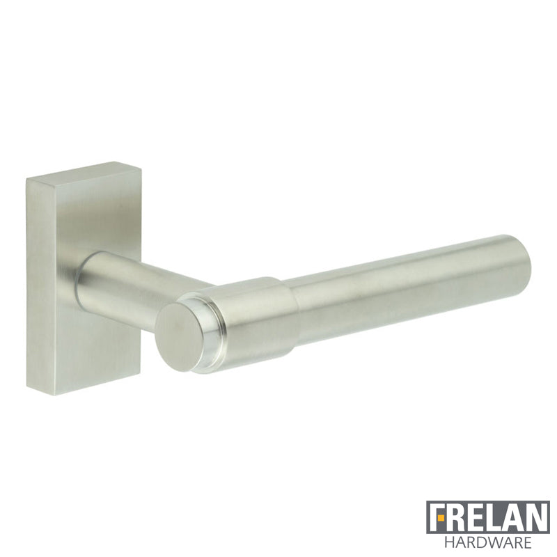 DOOR HANDLE RECTANGULAR ROSE MULTI POINT 143x20x69 SSS