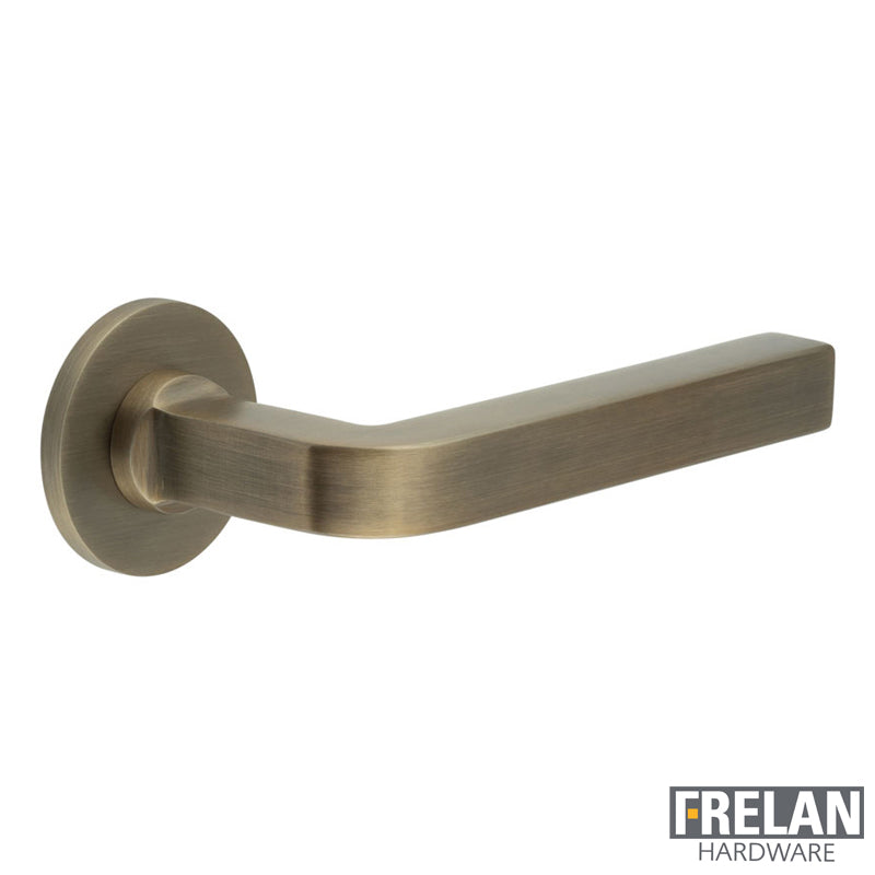 DOOR HANDLE ROUND ROSE UNSPRUNG 138x18x66 ABR