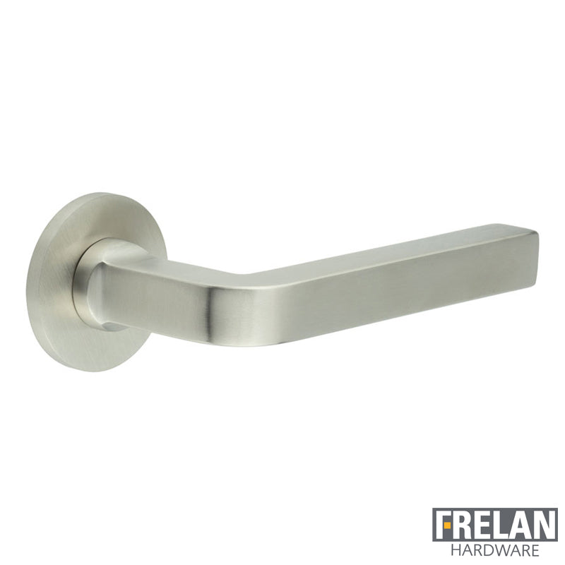 DOOR HANDLE ROUND ROSE UNSPRUNG 138x18x66 SSS