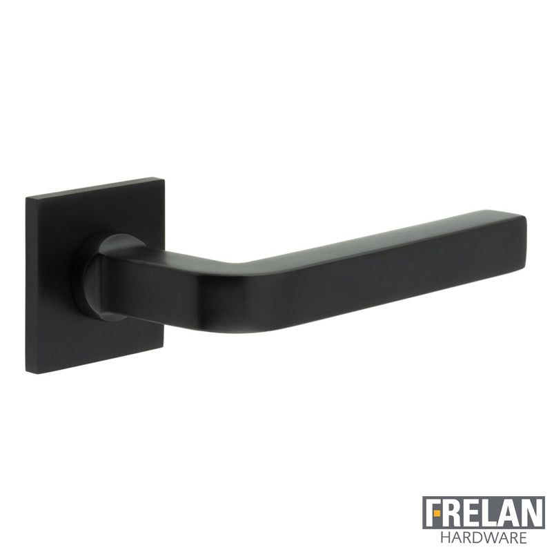 DOOR HANDLE SQUARE ROSE UNSPRUNG 138x18x66 BLK