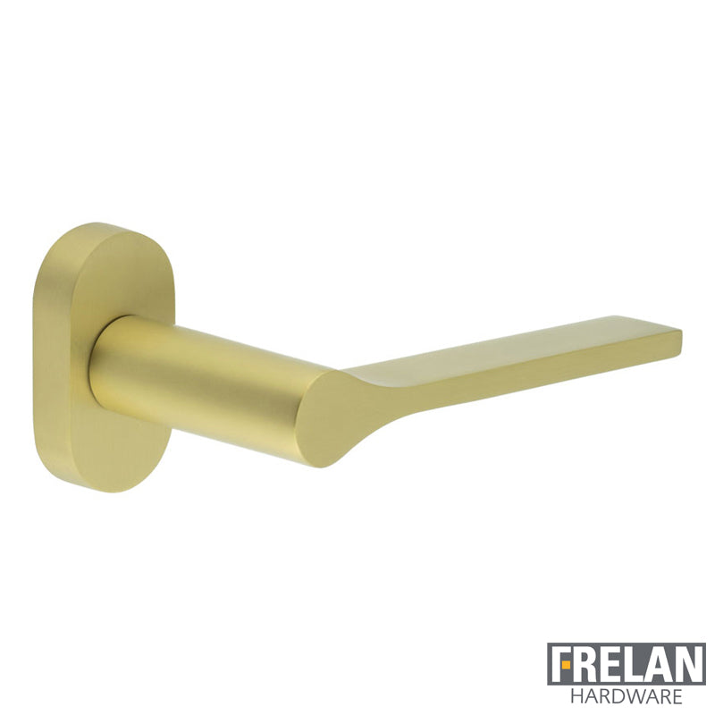 DOOR HANDLE OVAL ROSE MULTI POINT 140x23x70 SBR