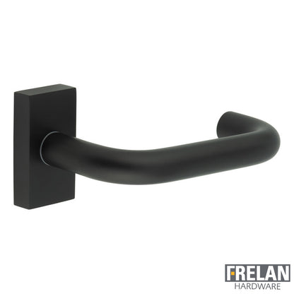 DOOR HANDLE RECTANGULAR ROSE MULTI POINT 149x19x67 BLK