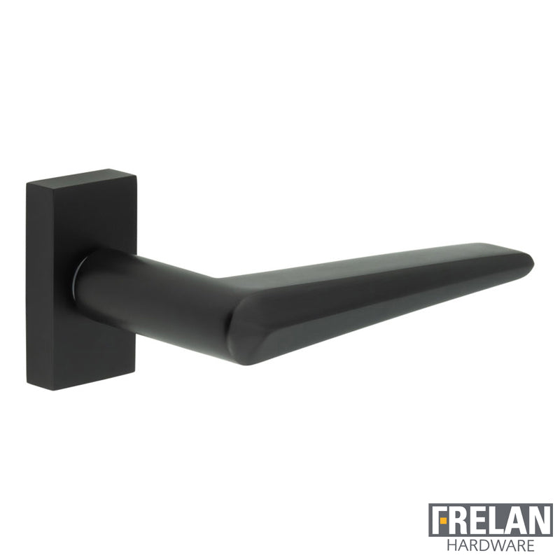 DOOR HANDLE RECTANGULAR ROSE MULTI POINT 140x25x72 BLK