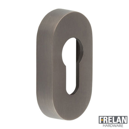 CRES EURO ESCUTCHEON OVAL 65x35x13 DBZ