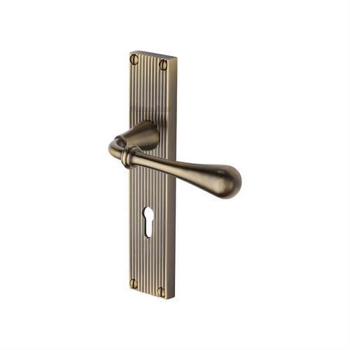 ROMA REEDED LEVERLOCK HNDLE D53x122 ABR by M MARCUS LTD