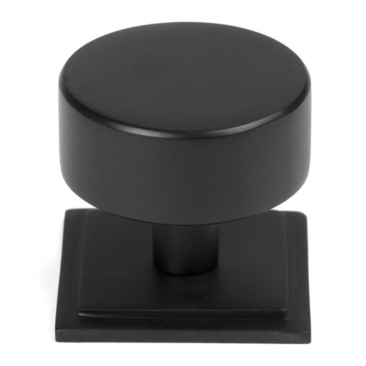 KELSO CABINET KNOB SQUARE 38x32 MBK