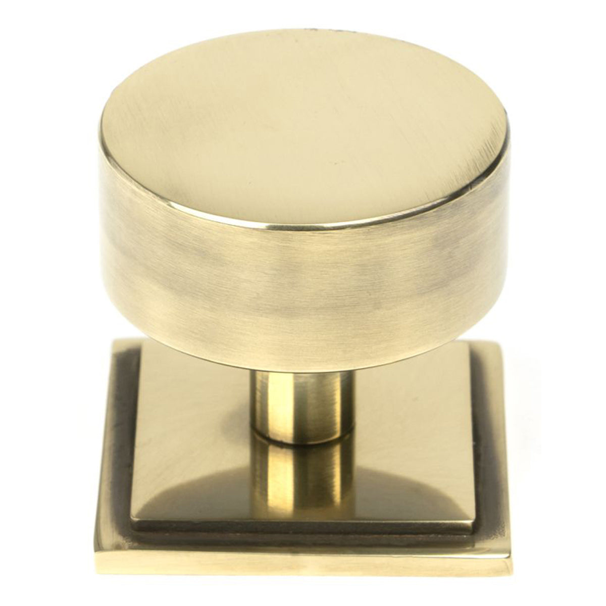 KELSO CABINET KNOB SQUARE 38x32 AGBR