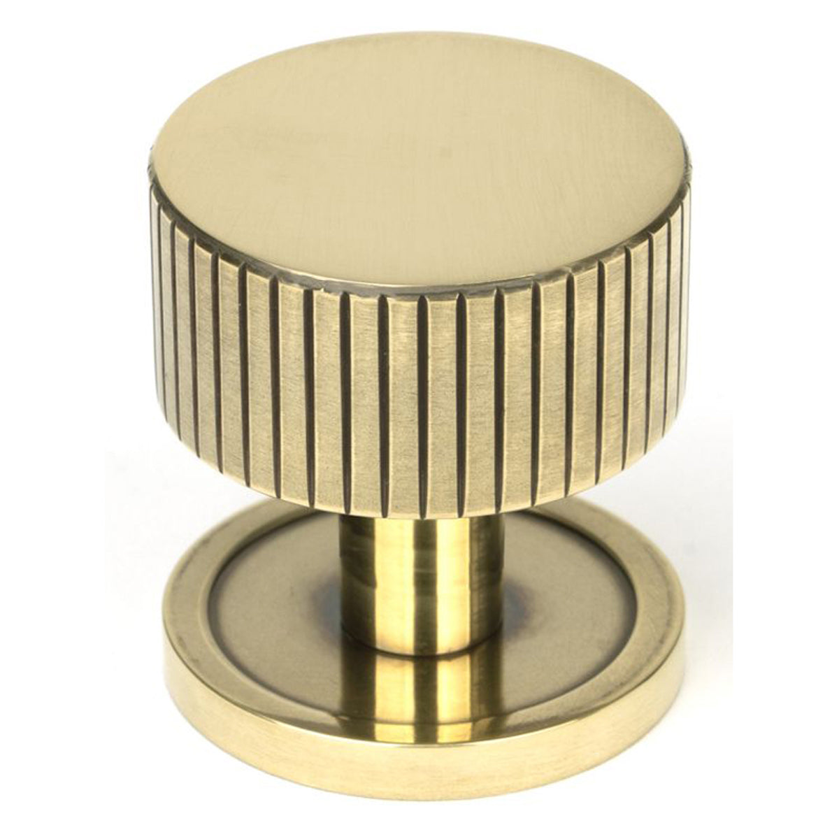 JUDD CABINET KNOB PLAIN 32x32 AGBR