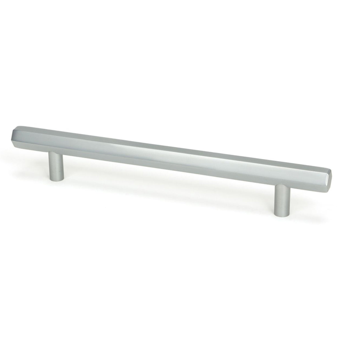 KAHLO PULL HANDLE 160HC 10x220x35 SCP