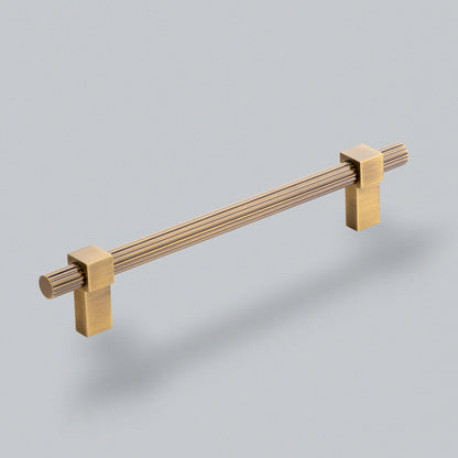 H&H HUXLEY PULL HANDLE 160HC 210x16x39 DBB - GHUXP160DBB