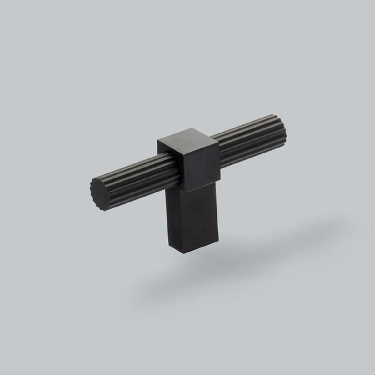 H&H HUXLEY T-BAR KNOB 72x16x39 MBL - GHUXK072MBL by FORMED