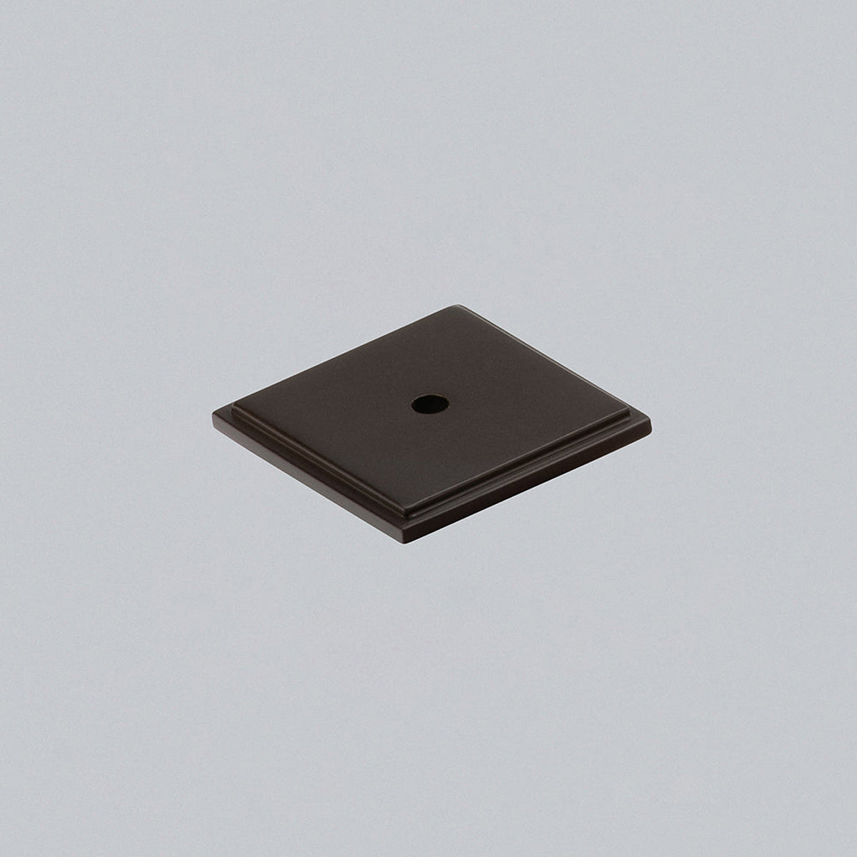 H&H CALLCOTT KNOB BACKPLATE 38x38x4 BRZ - GCALBP038BRZ by FORMED
