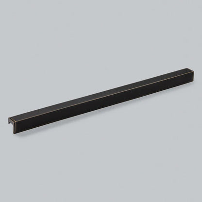 H&H FELIX PULL HANDLE 608HC 622x36x34 ORB - GFEP608ORB