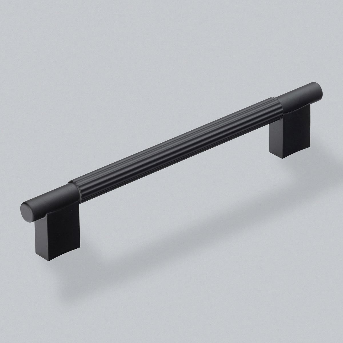H&H HUDSON PULL HANDLE 160HC 186x12x33 MBK - GHUP160MBL