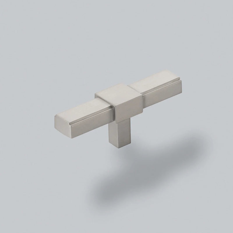 H&H BAILGATE T BAR KNOB 82x21x33 BNP - GBAIK082BN
