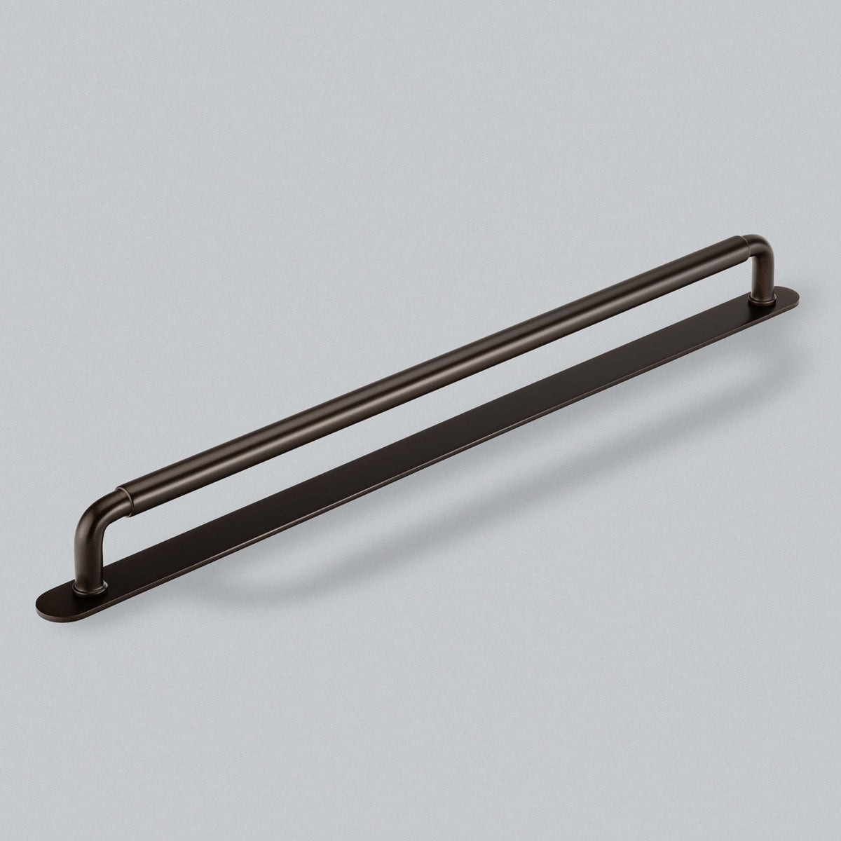 H&H OKUS PULL HANDLE & BACKPLATE 448HC 500x28x50 BRZ - GOKP448BRZ by FORMED