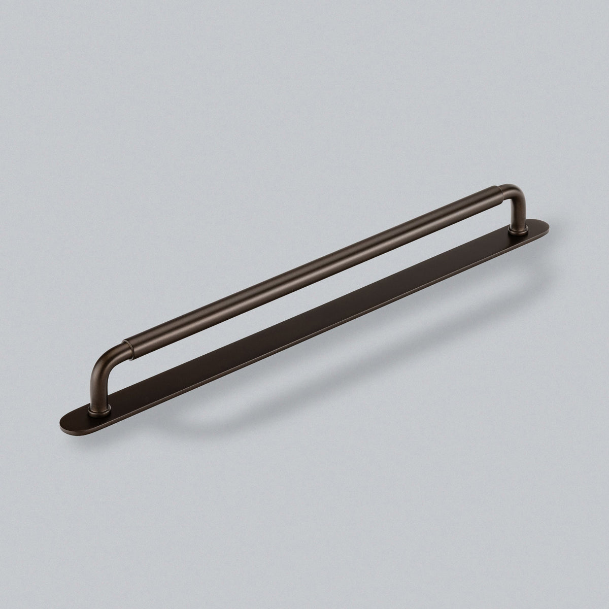 H&H OKUS PULL HANDLE & BACKPLATE 320HC 369x24x42 BRZ - GOKP320BRZ by FORMED