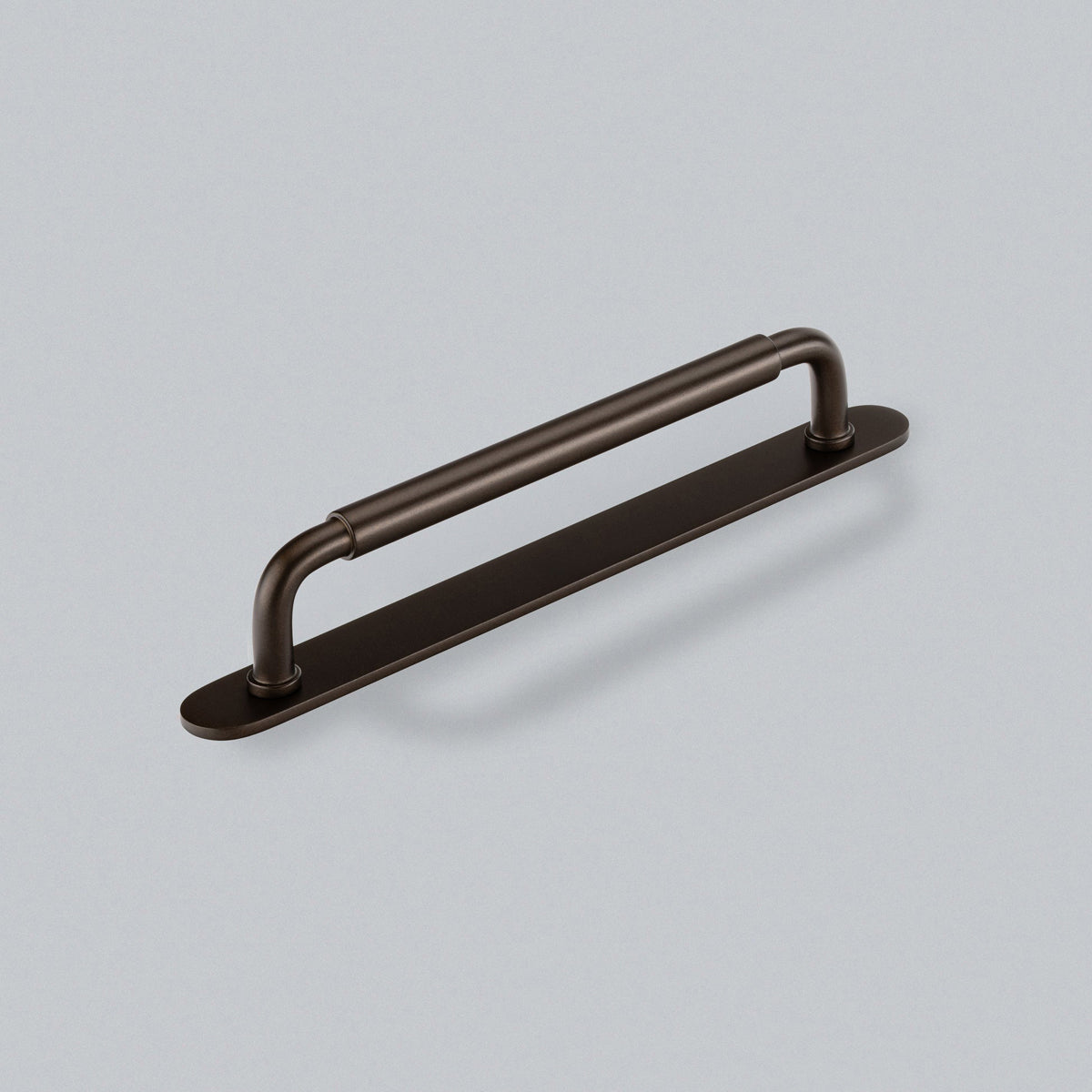 H&H OKUS PULL HANDLE & BACKPLATE 160HC 205x22x39 BRZ - GOKP160BRZ by FORMED