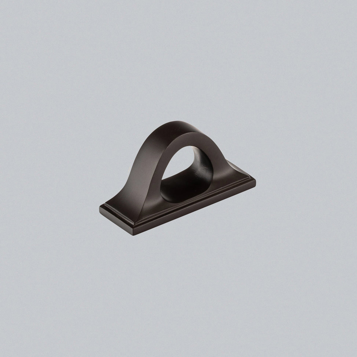 H&H HARLESTON PULL HANDLE 54x22x30 032HC BRZ - GHARP032BRZ by FORMED