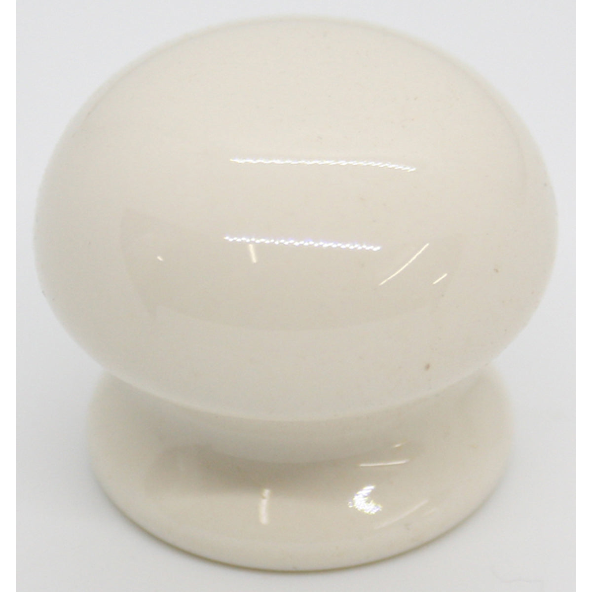 PORCELAIN KNOB D28 BONE by GRINDCO 464 LTD