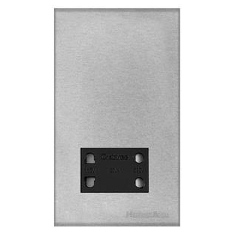 WINCHESTER 03 SHAVER SOCKET DUAL VOLTAGE, 088x148mm SATIN CHROME/BLACK by M MARCUS LTD
